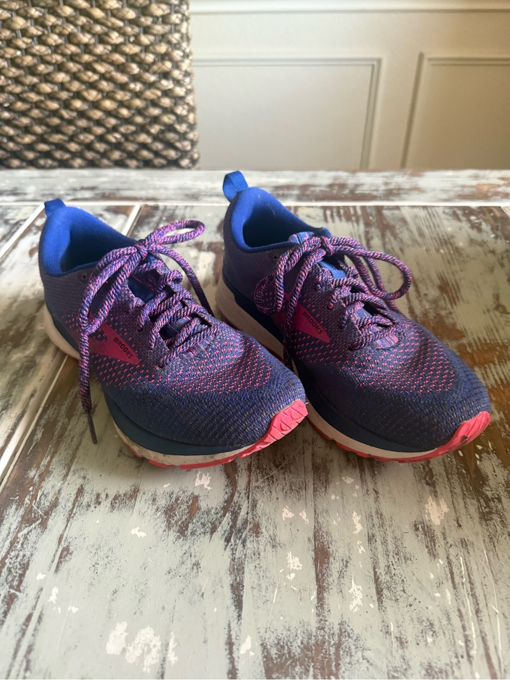 Women’s size 8 Brooks, tennis shoes